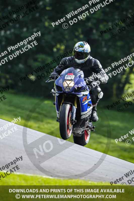 cadwell no limits trackday;cadwell park;cadwell park photographs;cadwell trackday photographs;enduro digital images;event digital images;eventdigitalimages;no limits trackdays;peter wileman photography;racing digital images;trackday digital images;trackday photos